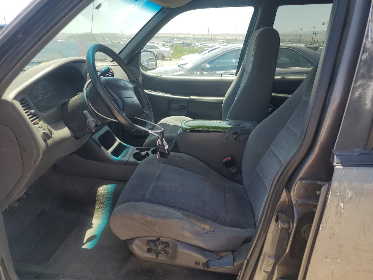 1999 Ford Explorer VIN: 1FMZU34E9XZA45930 Lot: 60877285