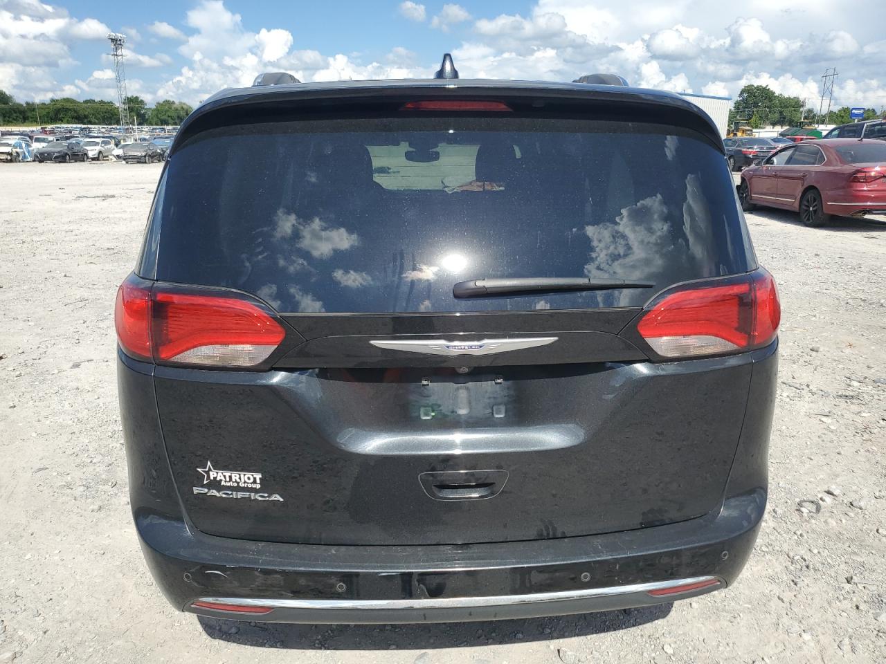 2020 Chrysler Pacifica Touring L VIN: 2C4RC1BG8LR279772 Lot: 62209575