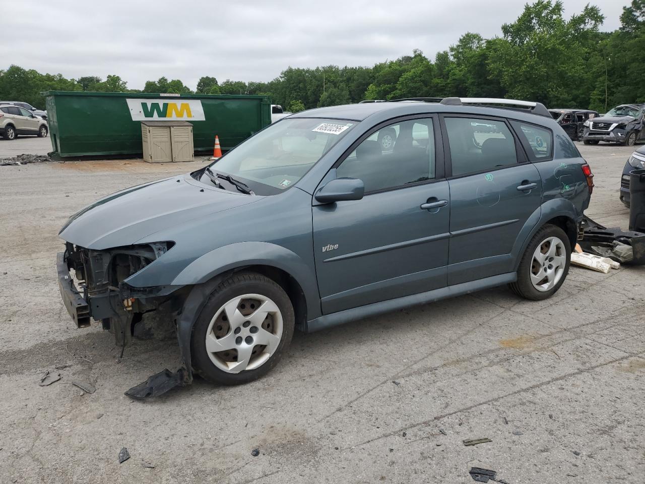 2006 Pontiac Vibe for Sale in Ellwood City, PA - Front End