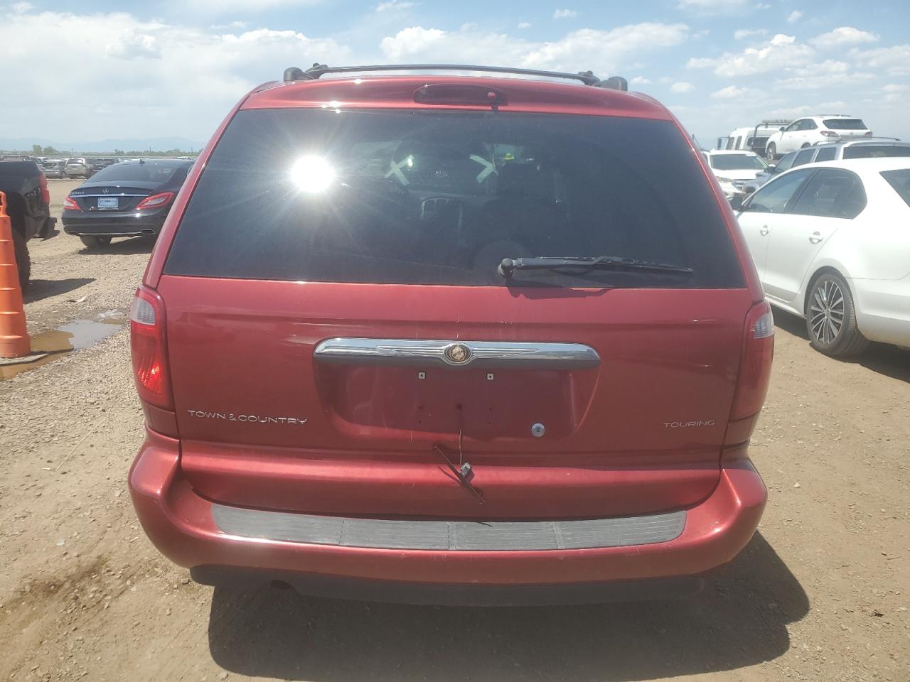 2005 Chrysler Town & Country Touring VIN: 2C4GP54L35R499272 Lot: 62613235