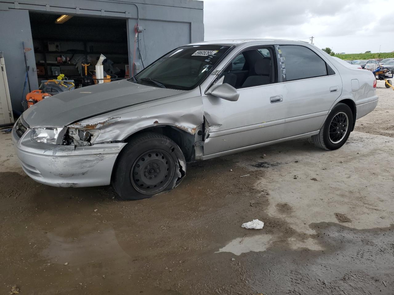 2001 Toyota Camry Ce იყიდება West Palm Beach-ში, FL - Front End