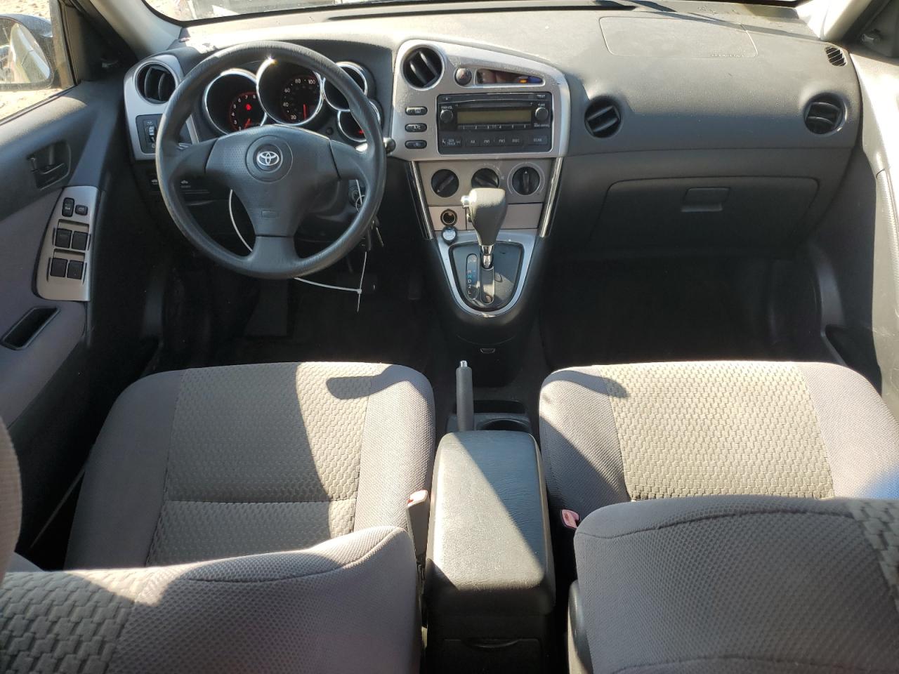 2005 Toyota Corolla Matrix Xr VIN: 2T1KR32E35C410667 Lot: 63146275