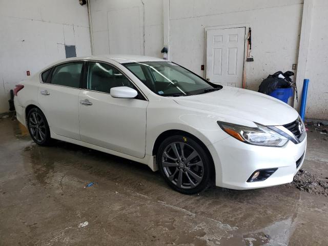  NISSAN ALTIMA 2018 White