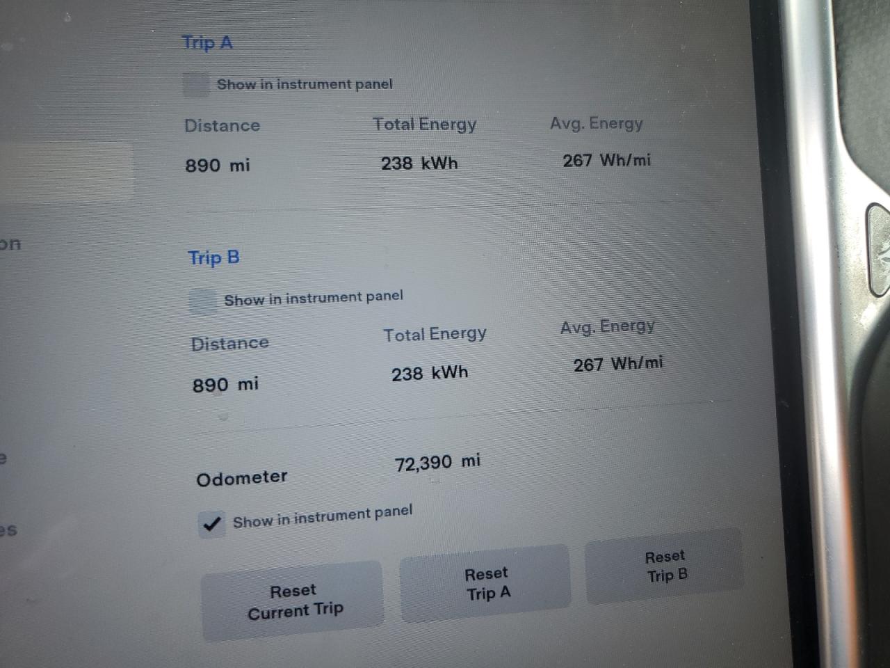 2017 Tesla Model X VIN: 5YJXCDE25HF049621 Lot: 61429415