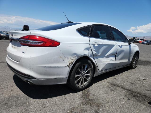  FORD FUSION 2017 Белы