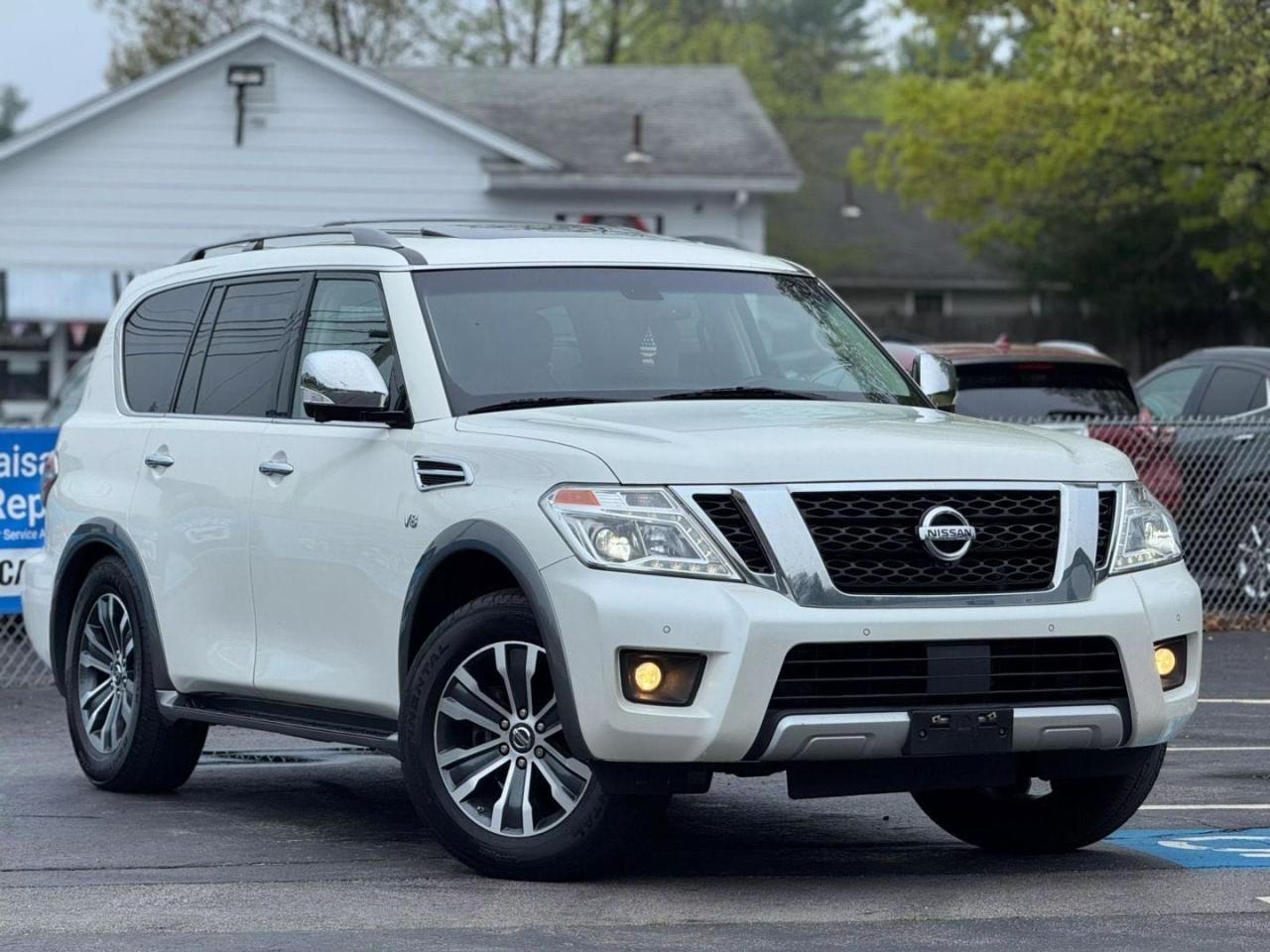 2017 Nissan Armada Sv na sprzedaż w North Billerica, MA - Normal Wear