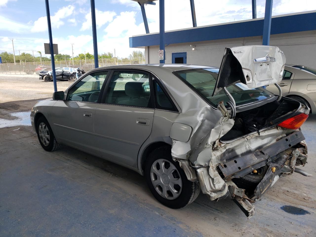 TOYOTA AVALON 2002 VIN 4T1BF28B42U231175 photo 2