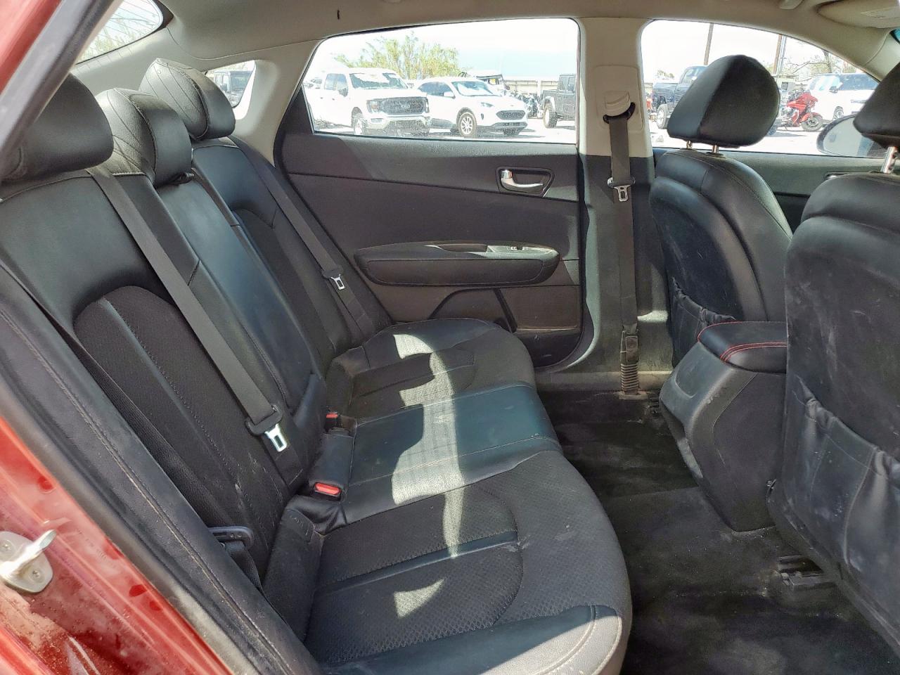 KIA OPTIMA 2018 VIN 5XXGT4L35JG223864 фото 10