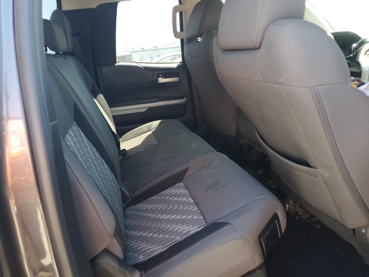 2018 Toyota Tundra Double Cab Sr VIN: 5TFRY5F17JX235551 Lot: 62708565