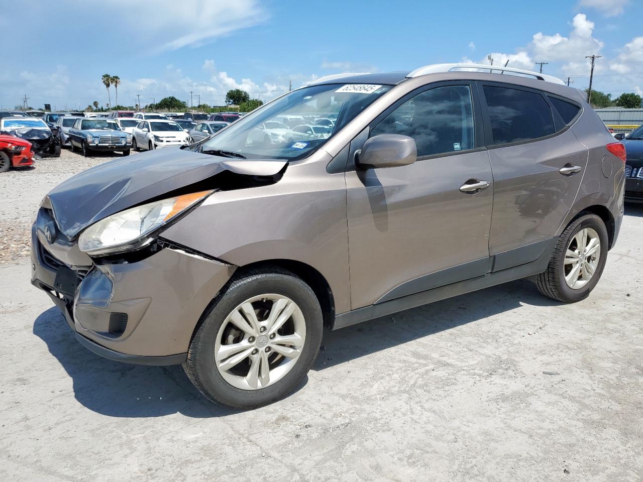 HYUNDAI TUCSON 2011 VIN KM8JU3AC3BU290955