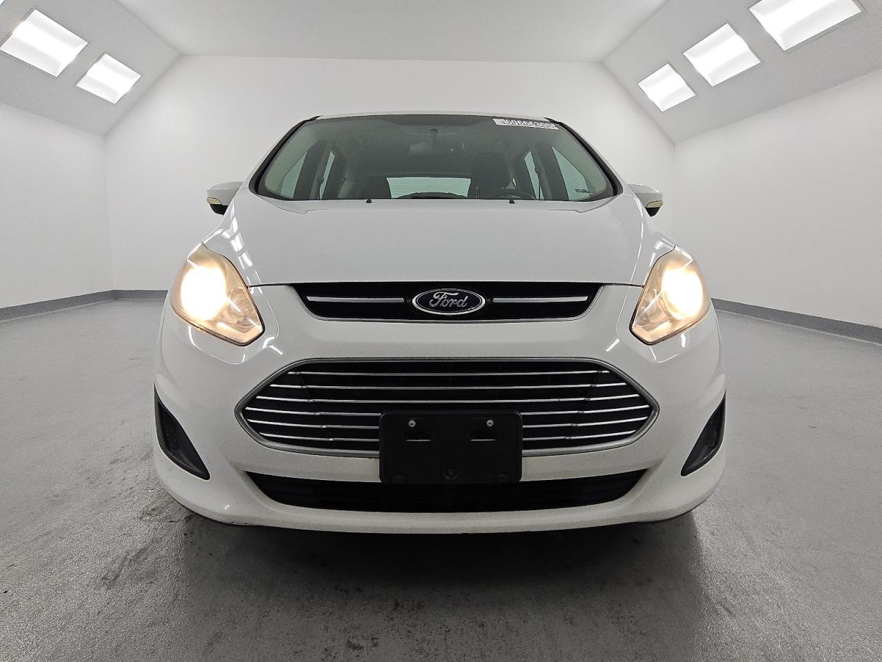 2015 Ford C-Max Se იყიდება Van Nuys-ში, CA - Minor Dent/Scratches