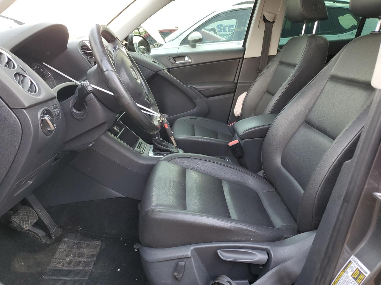 2013 Volkswagen Tiguan S VIN: WVGBV7AXXDW012041 Lot: 62417325