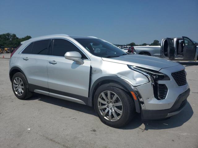 CADILLAC XT4 2019 Srebrny
