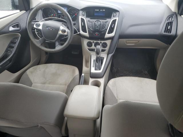 Sedans FORD FOCUS 2014 Silver