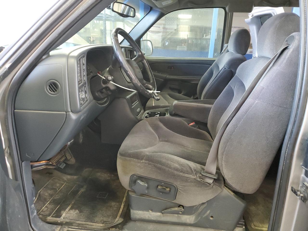 2002 GMC New Sierra K1500 VIN: 2GTEK19T021204002 Lot: 62813285