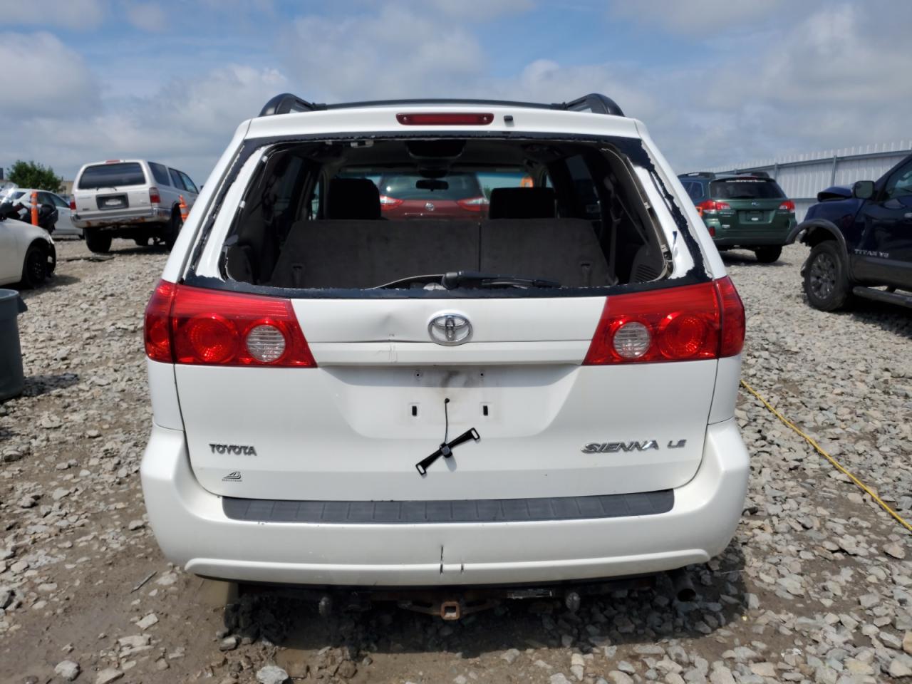 2008 Toyota Sienna Ce VIN: 5TDZK23C08S105620 Lot: 62772235