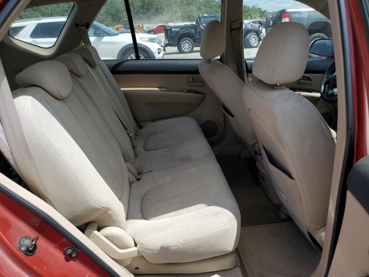 2007 Kia Rondo Base VIN: KNAFG525477053374 Lot: 62422405