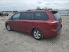 2016 Toyota Sienna Le на продаже в Appleton, WI - Side
