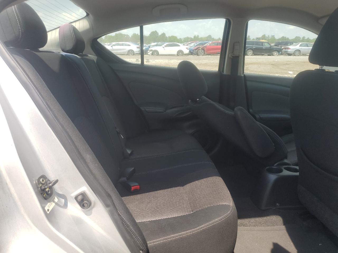 2015 Nissan Versa S VIN: 3N1CN7AP3FL825130 Lot: 61482095