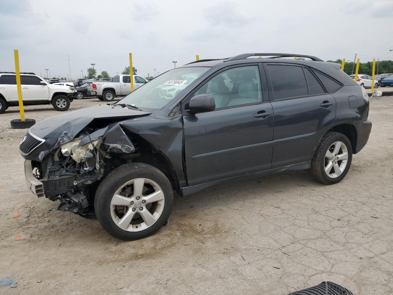 Indianapolis, IN에서 판매 중인 2005 Lexus Rx 330 - Front End