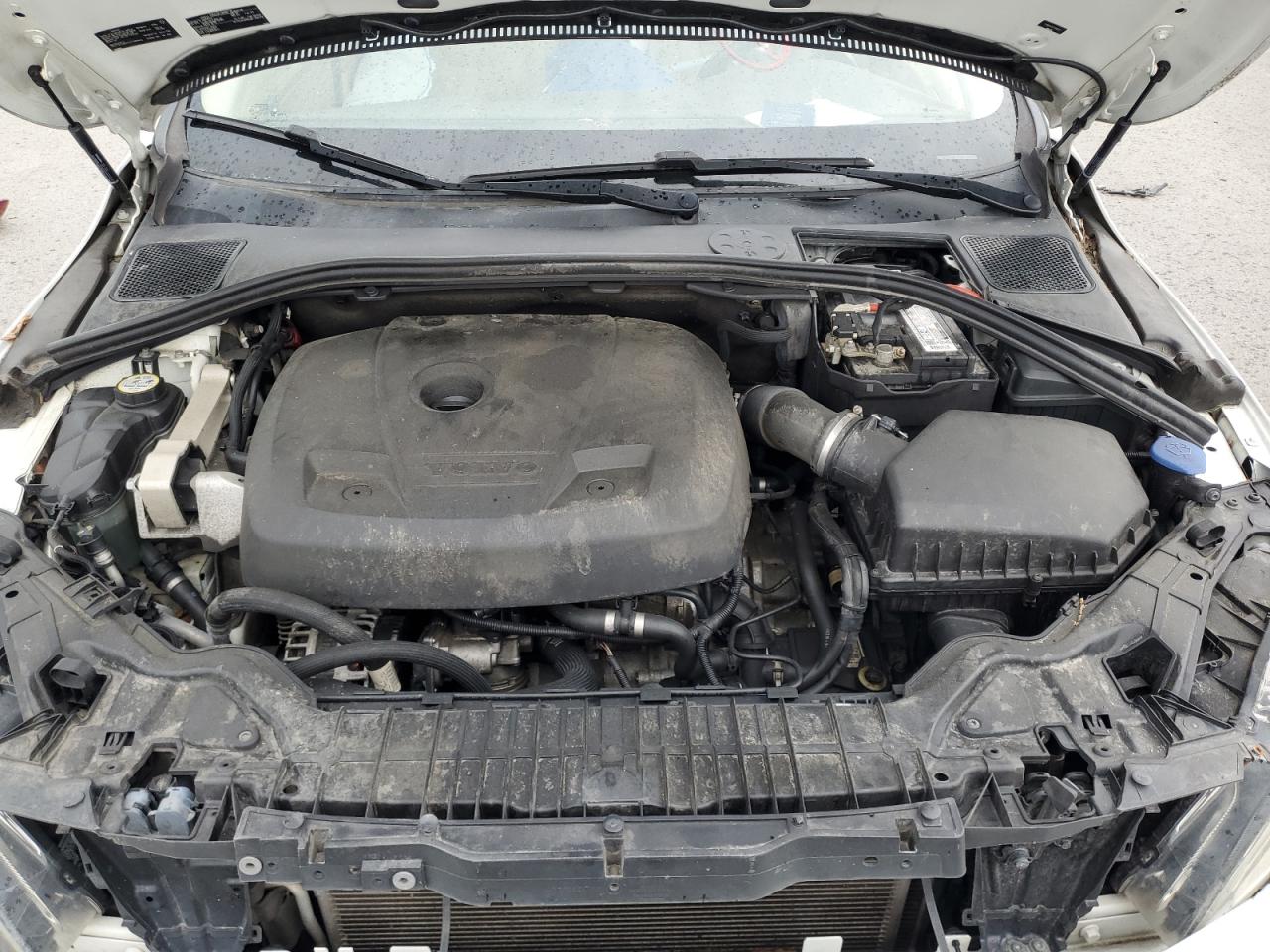 2015 Volvo S60 Premier VIN: YV126MFB1F1316513 Lot: 59543045