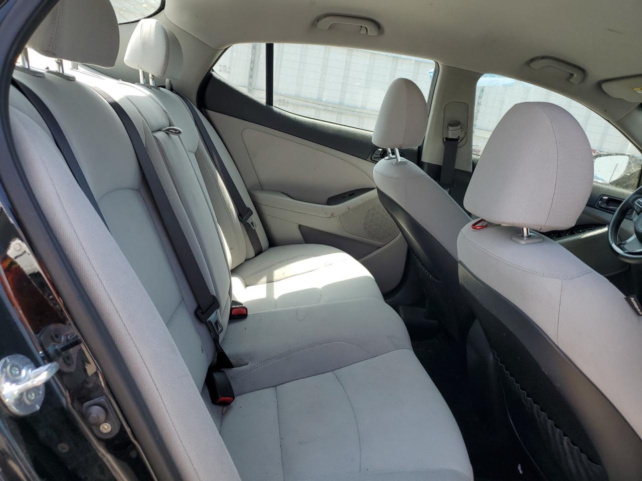2015 Kia Optima Lx VIN: KNAGM4A79F5619551 Lot: 62866385