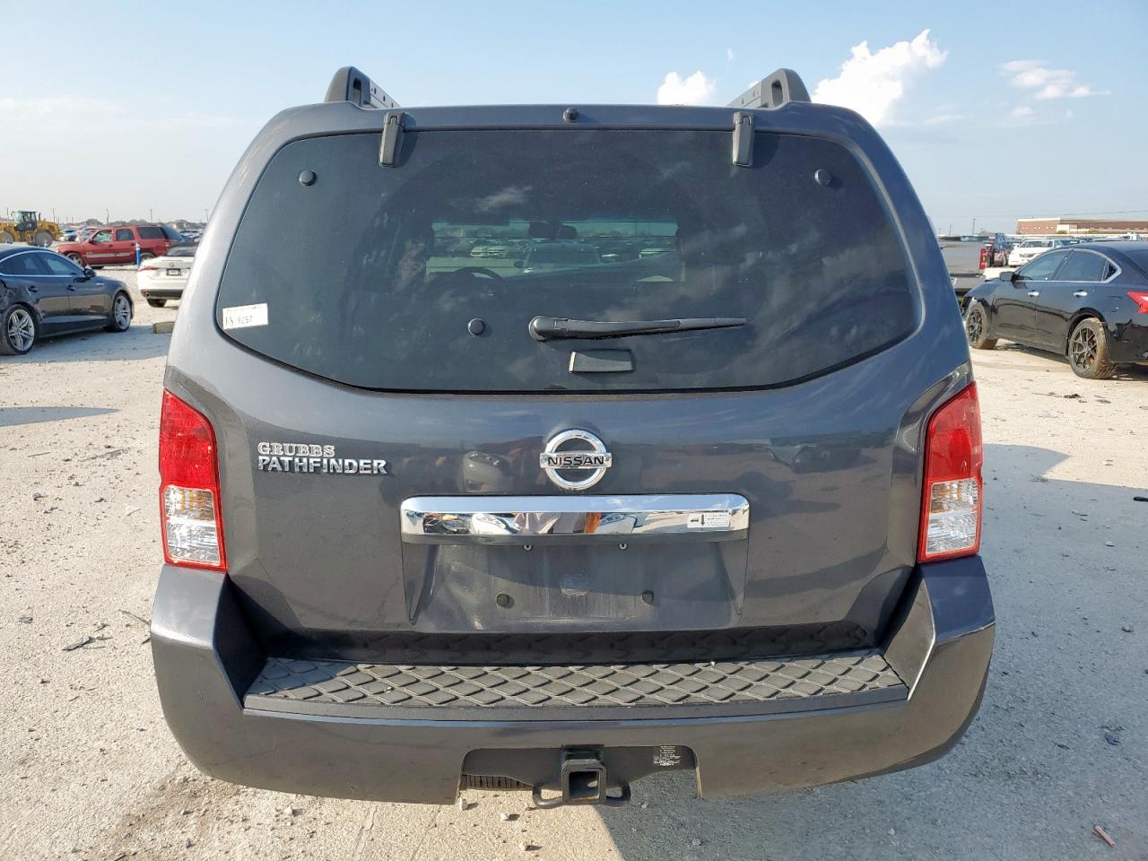2011 Nissan Pathfinder S VIN: 5N1AR1NN8BC615459 Lot: 59355365