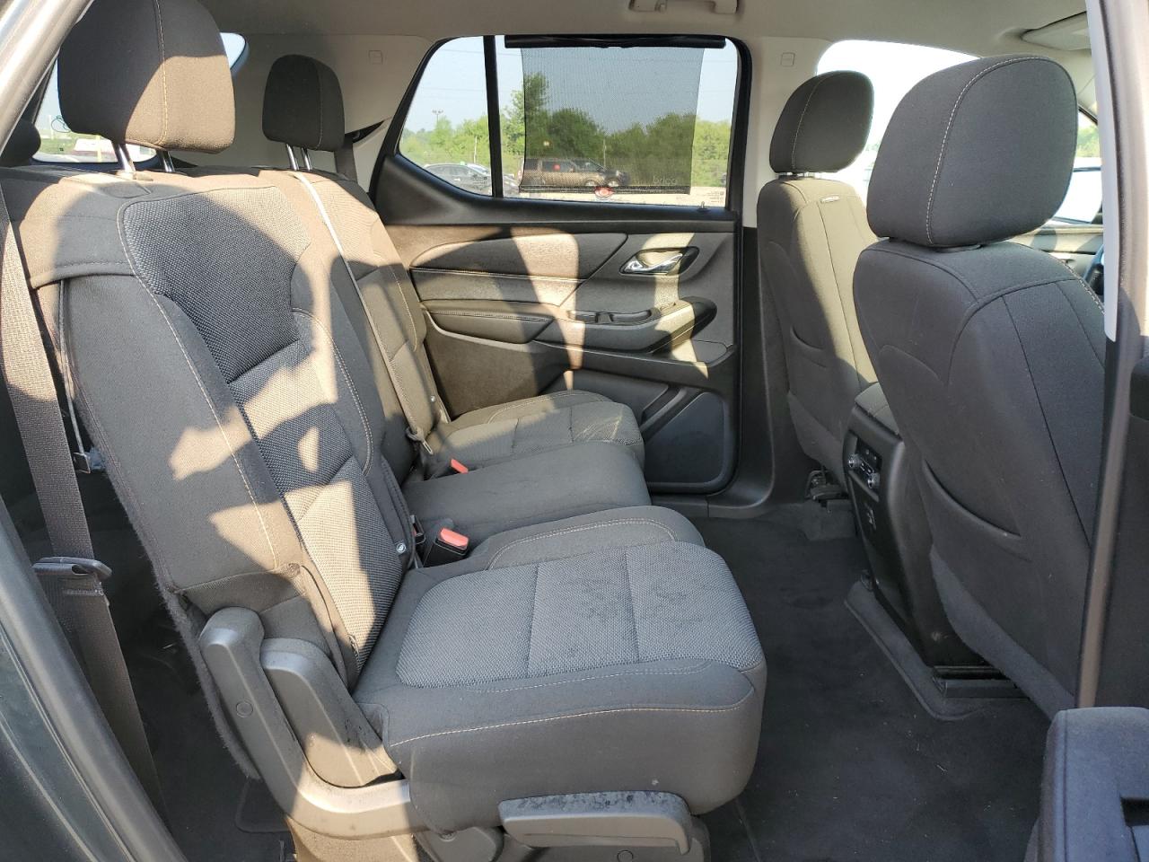 CHEVROLET TRAVERSE 2019 VIN 1GNEVGKWXKJ202365 photo 11