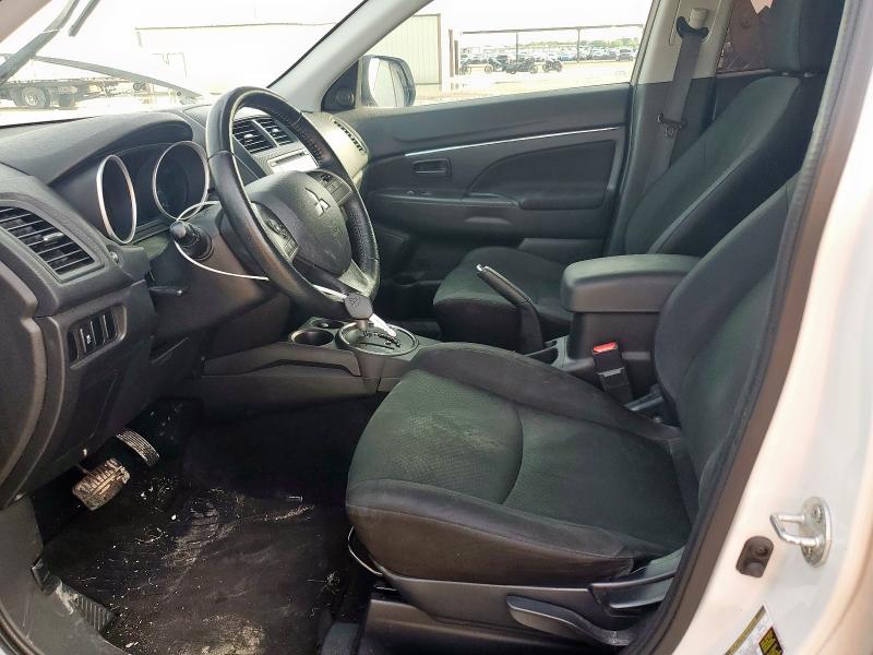 MITSUBISHI OUTLANDER 2015 Белый