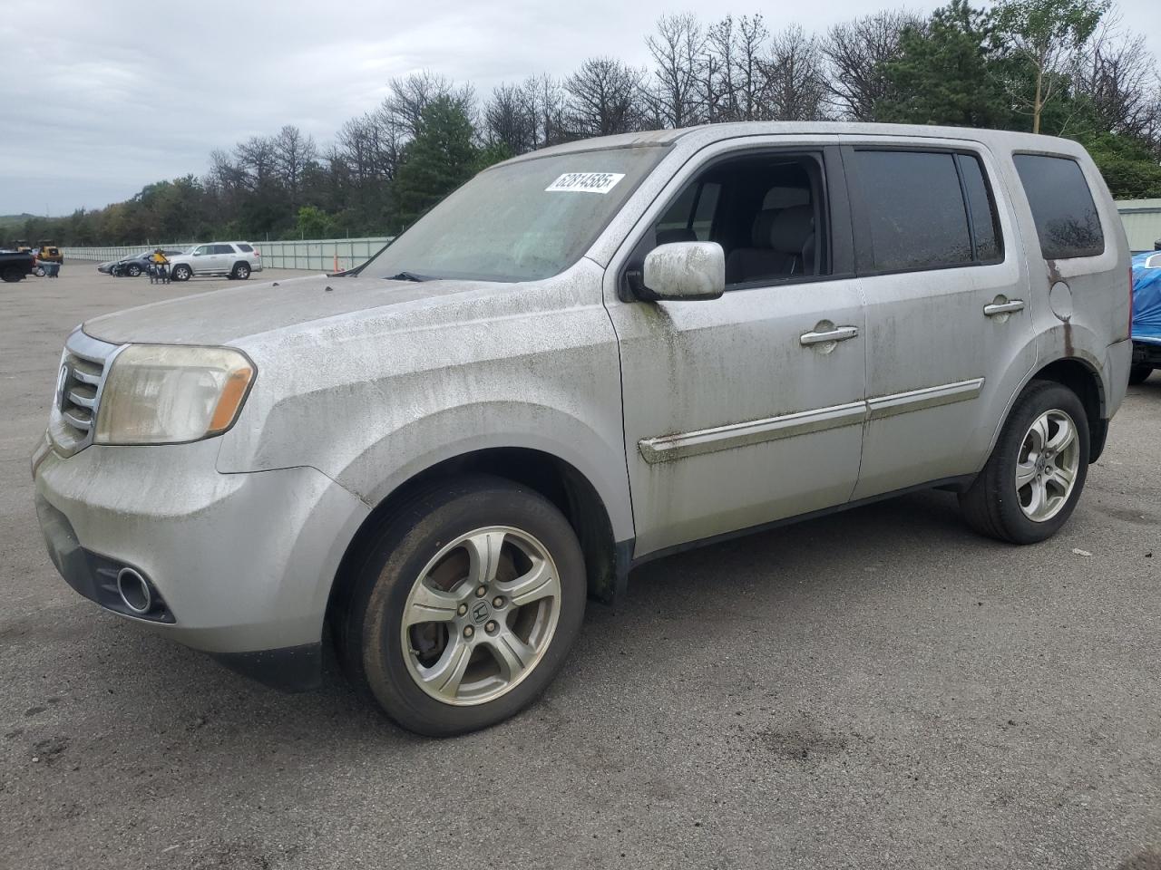 HONDA PILOT 2015 VIN 5FNYF3H57FB028018