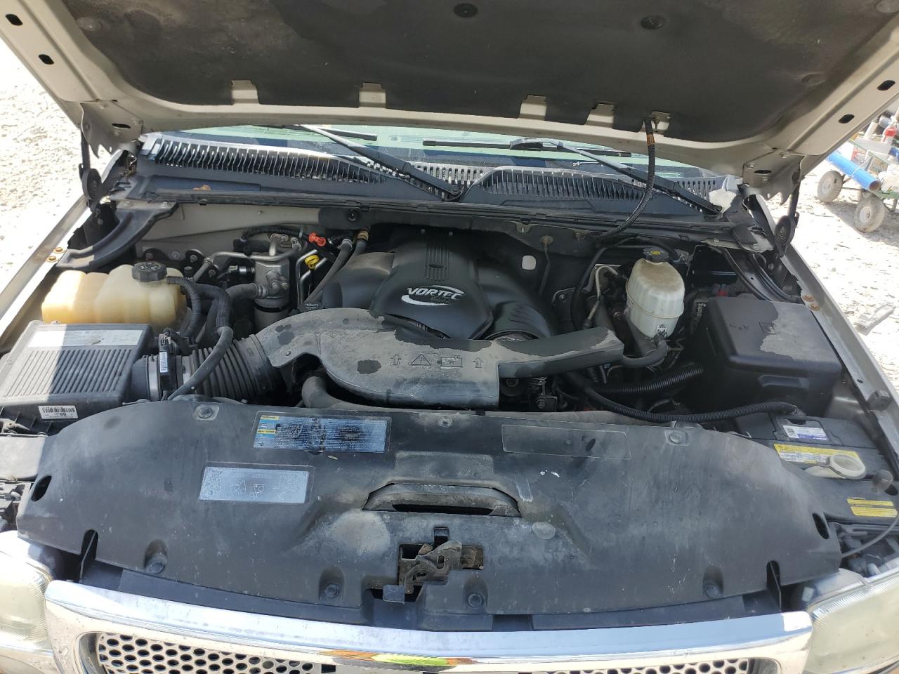 2005 GMC Yukon Denali VIN: 1GKEK63U45J136137 Lot: 62466665