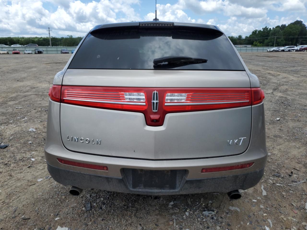 2018 Lincoln Mkt VIN: 2LMHJ5AT3JBL00511 Lot: 60818315