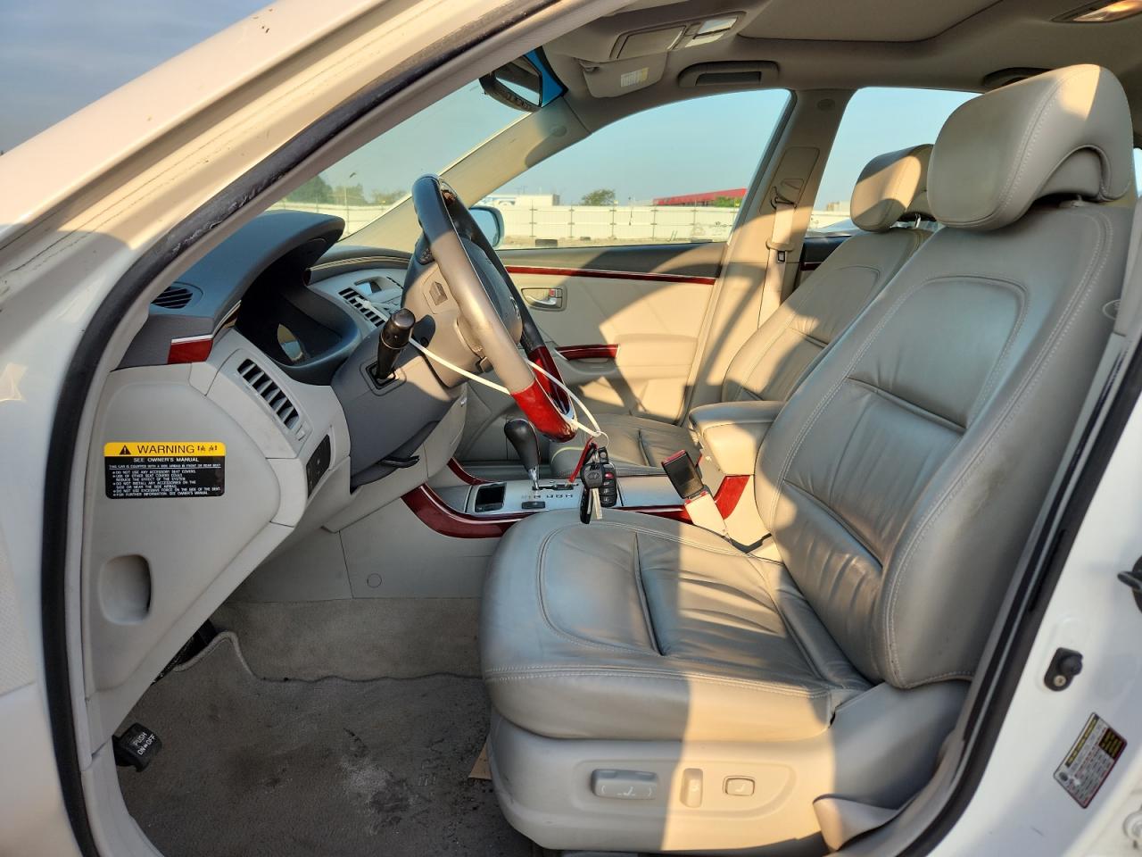 2007 Hyundai Azera Se VIN: KMHFC46F47A203140 Lot: 62090625