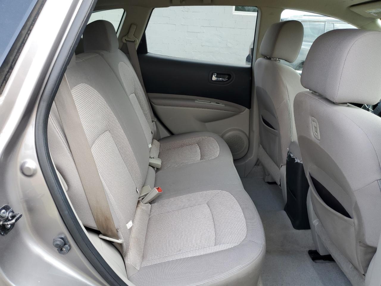 2011 Nissan Rogue S VIN: JN8AS5MV1BW303746 Lot: 60049105