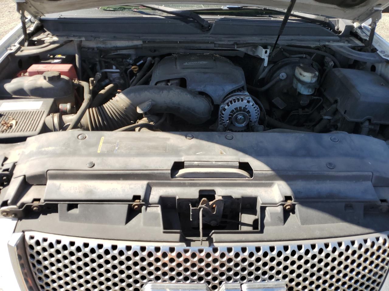 2007 GMC Yukon Denali VIN: 1GKFK63827J263835 Lot: 61187615