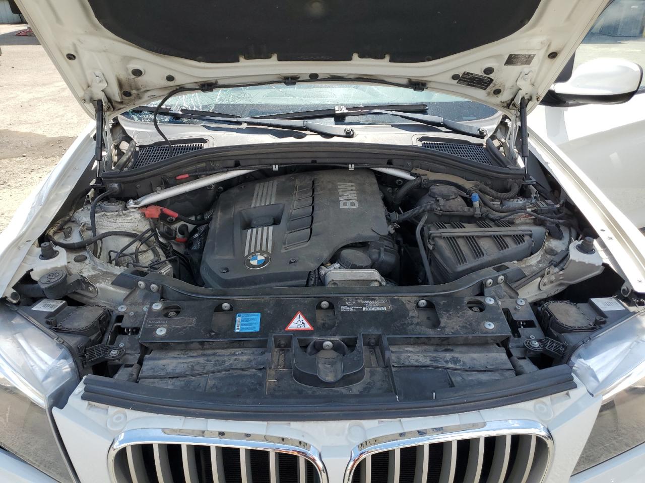 2011 BMW X3 xDrive28I VIN: 5UXWX5C5XBLW13799 Lot: 61018975