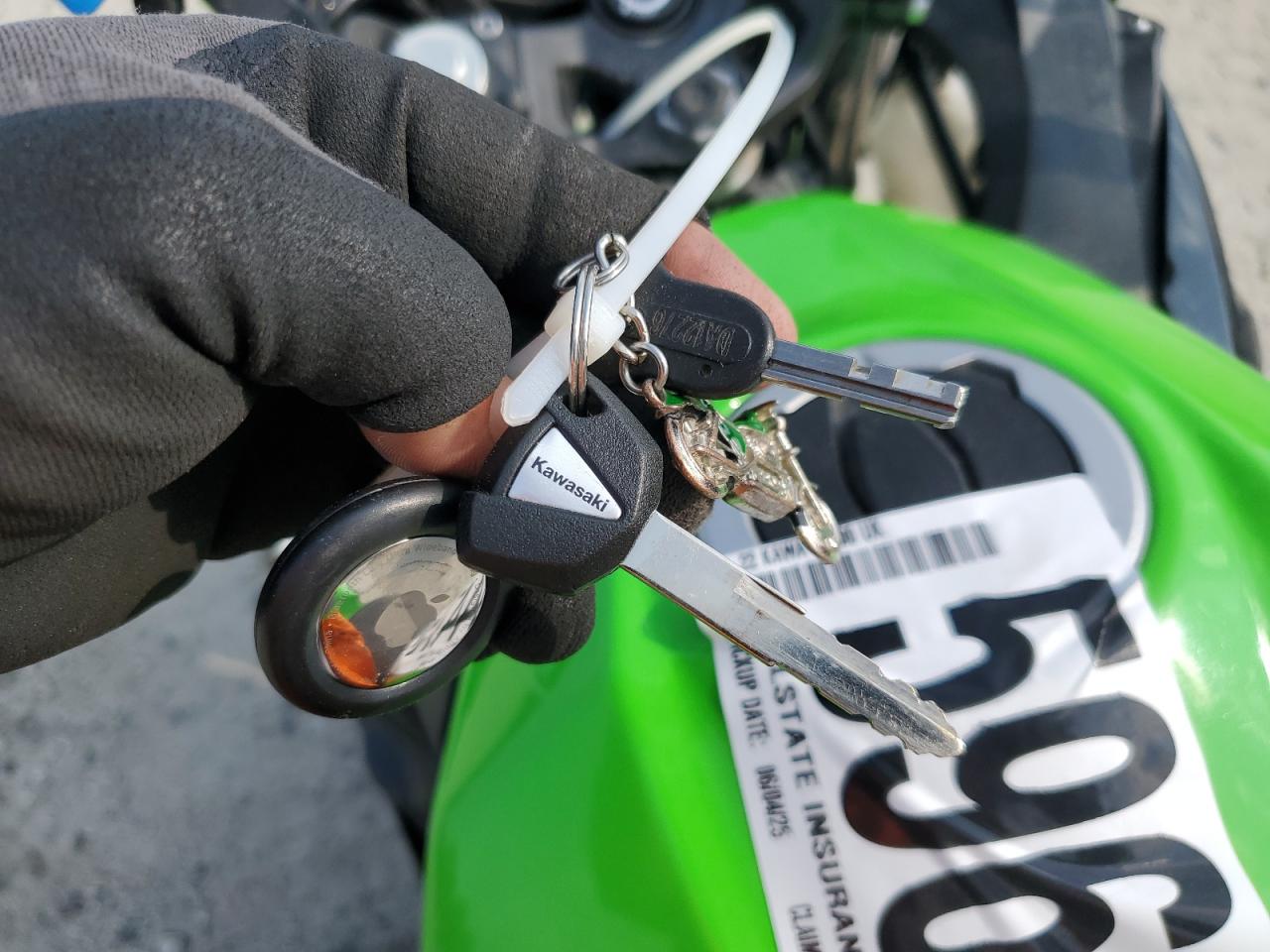 jkaexkg17ndag9675 JKAEXKG17NDAG9675 2022 Kawasaki Ex400