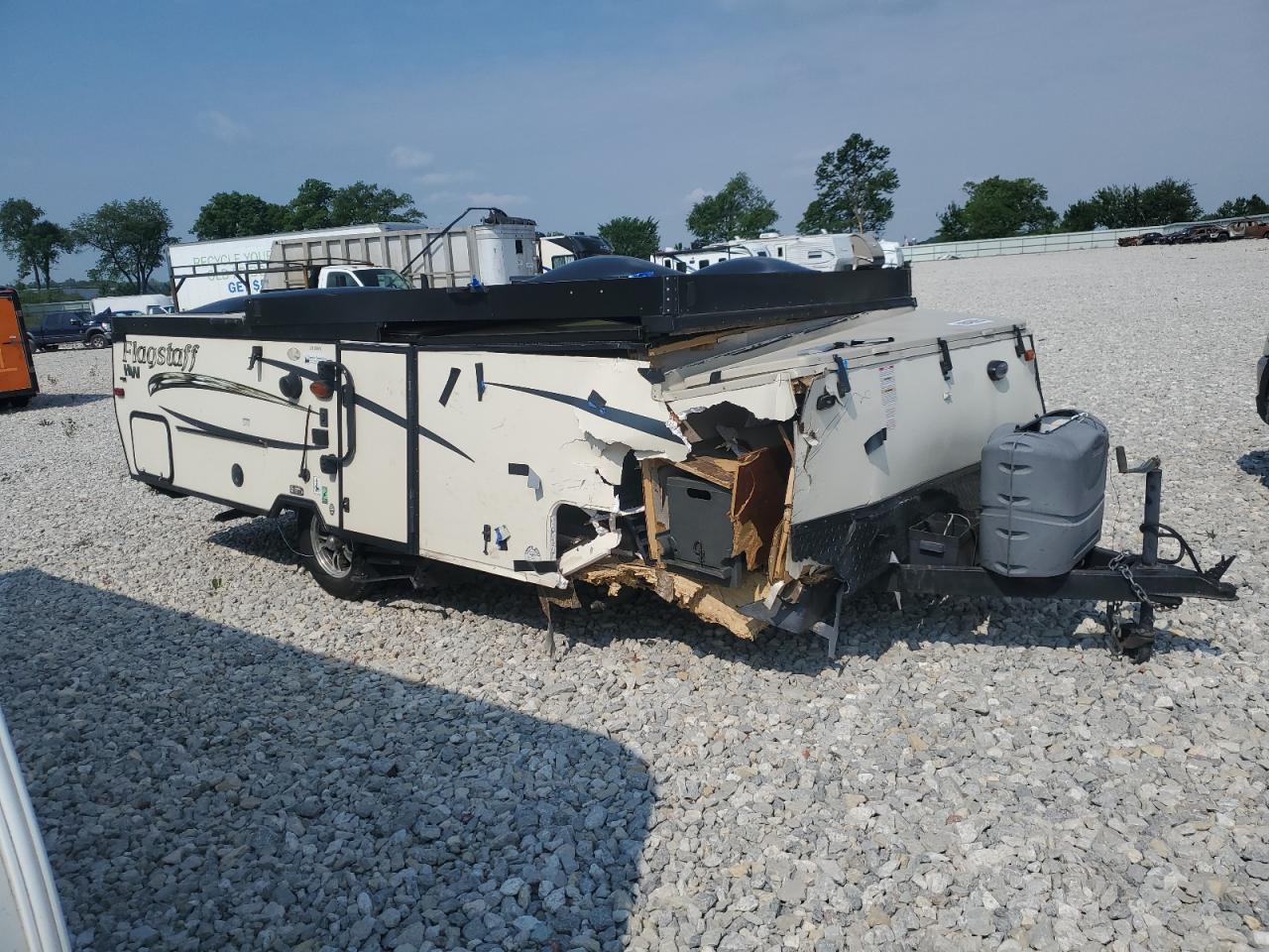 2016 Foresriver Flagstaff for Sale in Wayland, MI - Front End