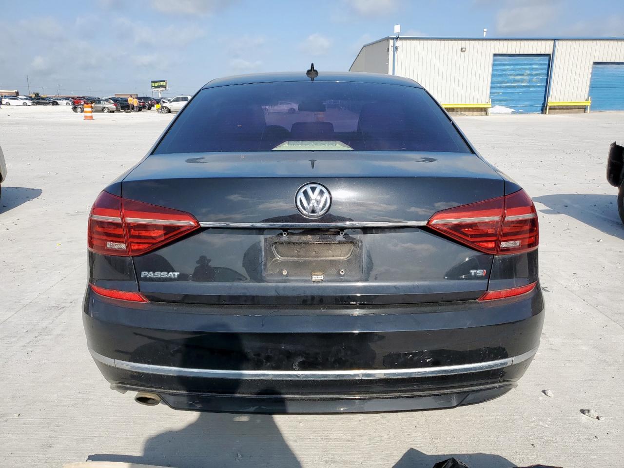 2017 Volkswagen Passat R-Line VIN: 1VWDT7A37HC026905 Lot: 61414345