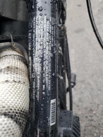 undisplay HARLEY-DAVIDSON FX 2016 Черный