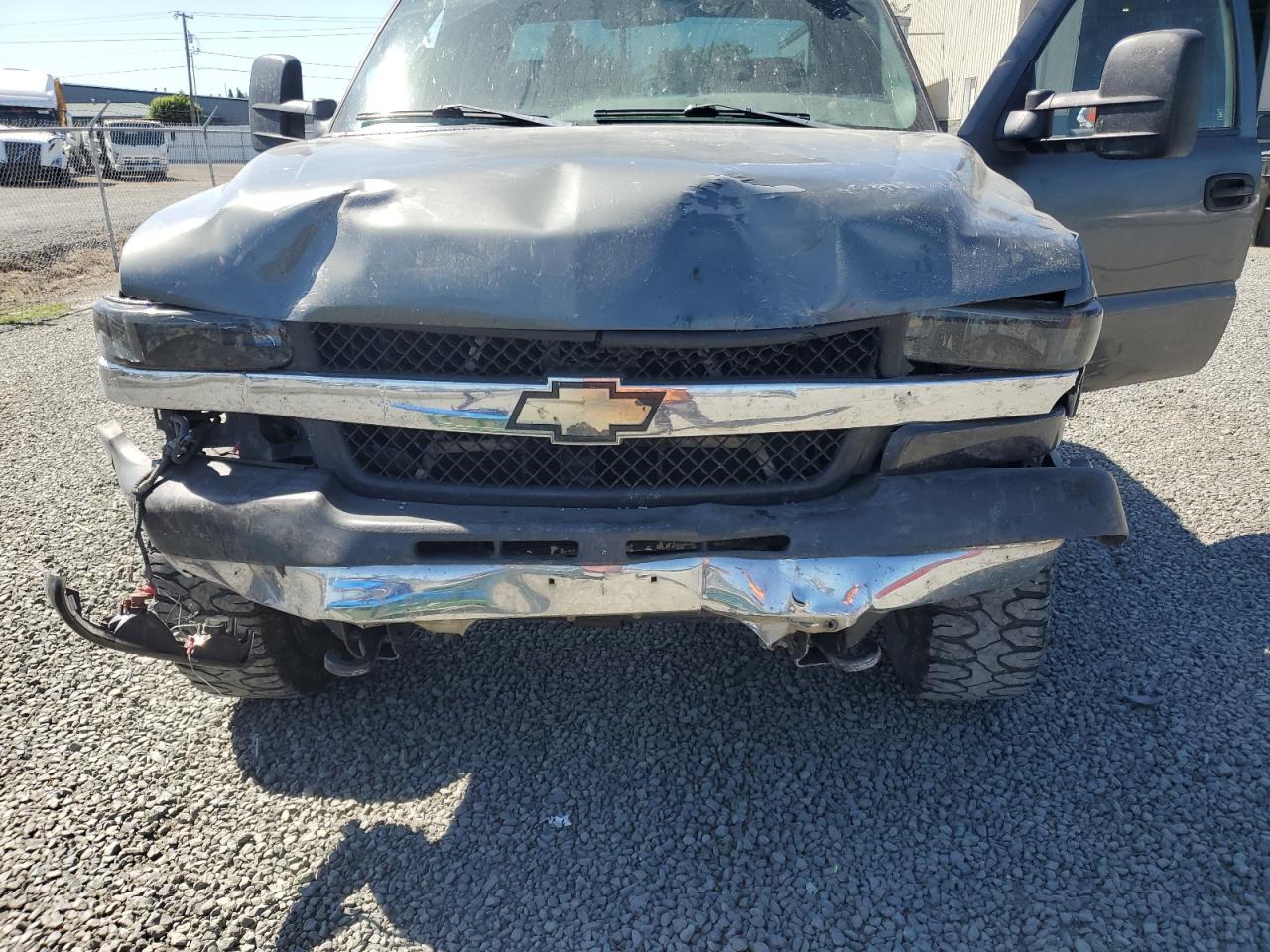 2002 Chevrolet Silverado K2500 Heavy Duty VIN: 1GCHK29U12E136559 Lot: 59023365