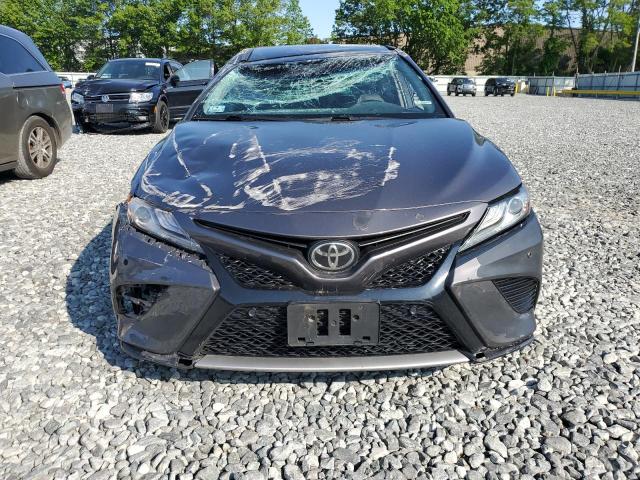  TOYOTA CAMRY 2018 Серый