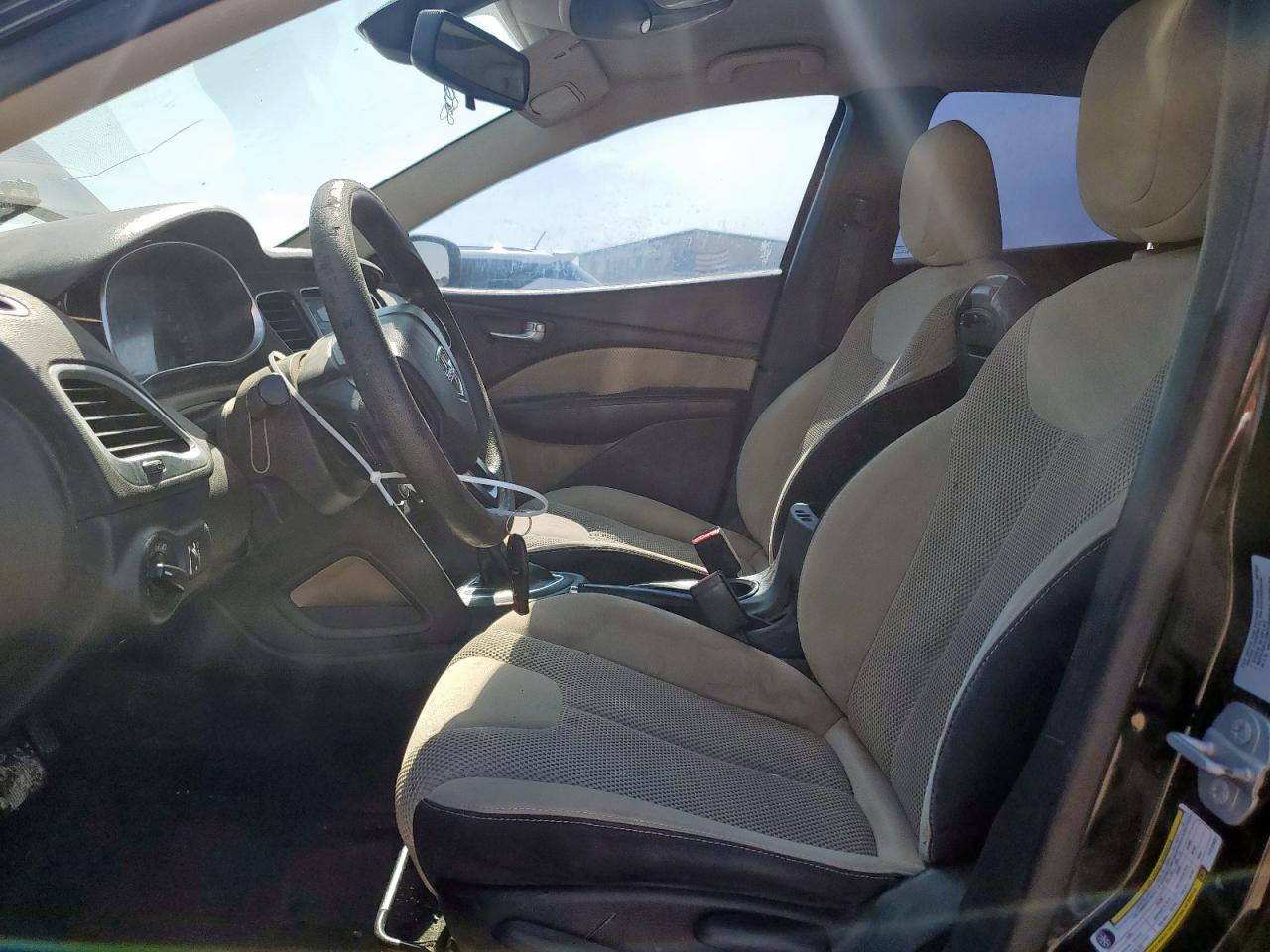 2015 Dodge Dart Sxt VIN: 1C3CDFBB7FD123027 Lot: 60217345