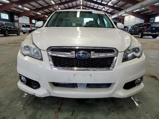 Sedans SUBARU LEGACY 2013 Biały