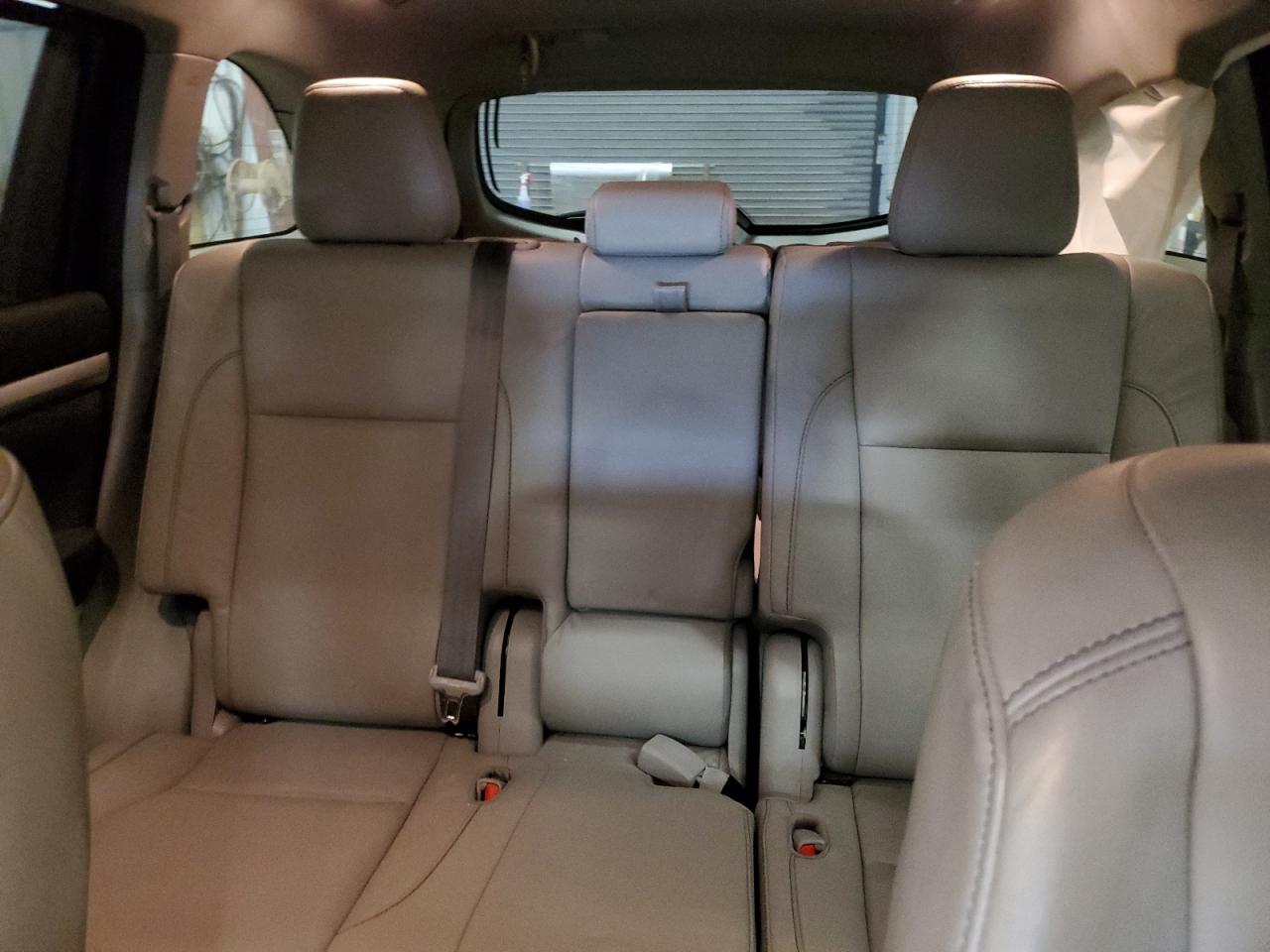 2018 Toyota Highlander Se VIN: 5TDJZRFH3JS531607 Lot: 62669485