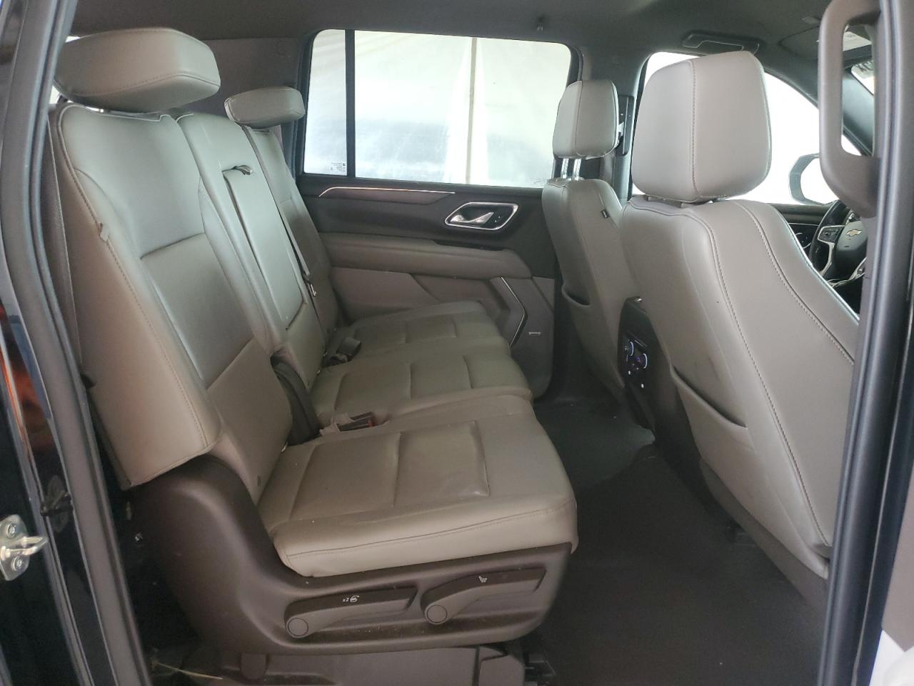 2021 Chevrolet Suburban K1500 Lt VIN: 1GNSKCKD9MR172704 Lot: 59959105