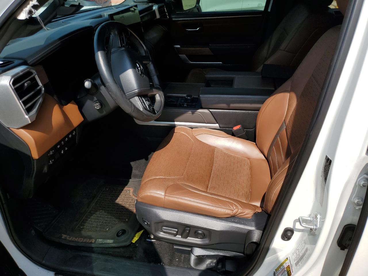 2022 Toyota Tundra Crewmax Platinum VIN: 5TFMA5DB8NX045273 Lot: 59119765