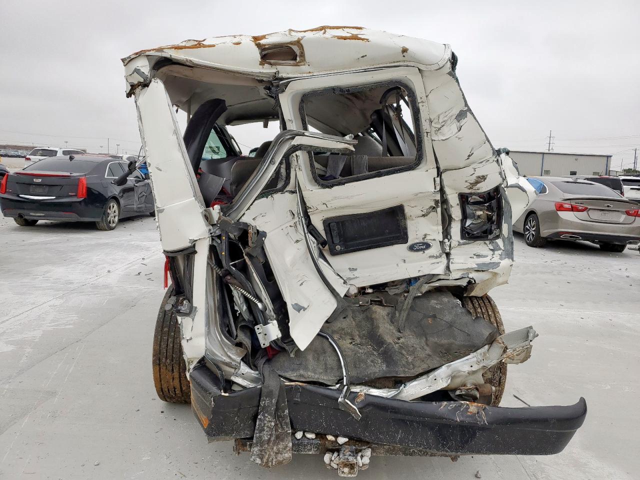 2003 Ford Econoline E150 Wagon VIN: 1FMRE11283HB97483 Lot: 59074805