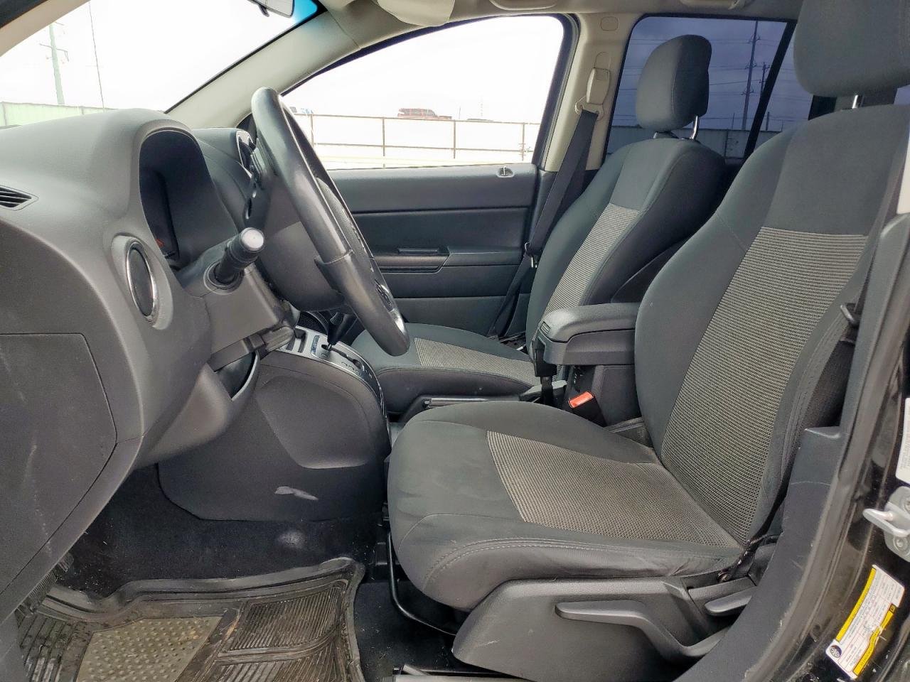 2011 Jeep Compass Sport VIN: 1J4NT1FAXBD170519 Lot: 60705805