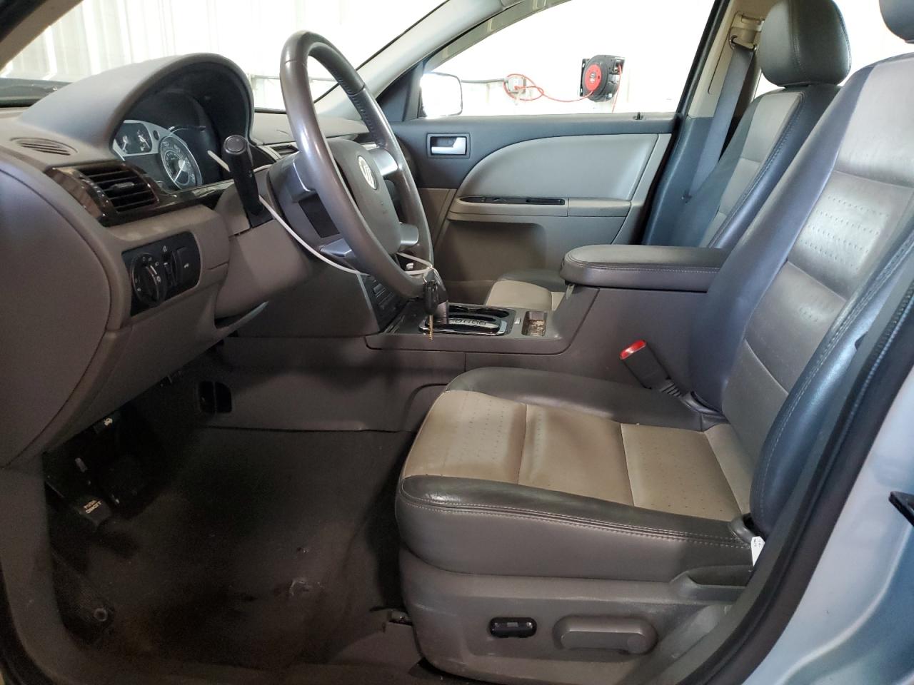 2008 Mercury Sable Luxury VIN: 1MEHM40W98G625419 Lot: 61367425